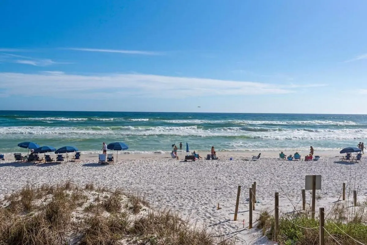 Seaquest 3 Stories Beach Front Villa Destin Holiday home