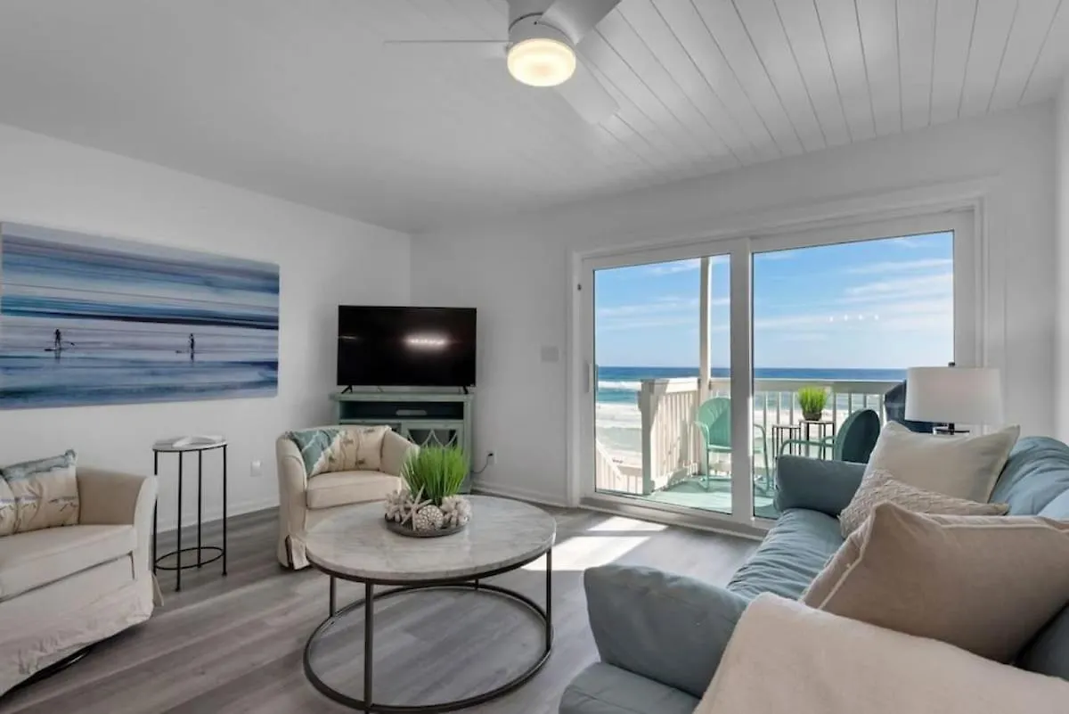 Seaquest 3 Stories Beach Front Villa Destin Holiday home