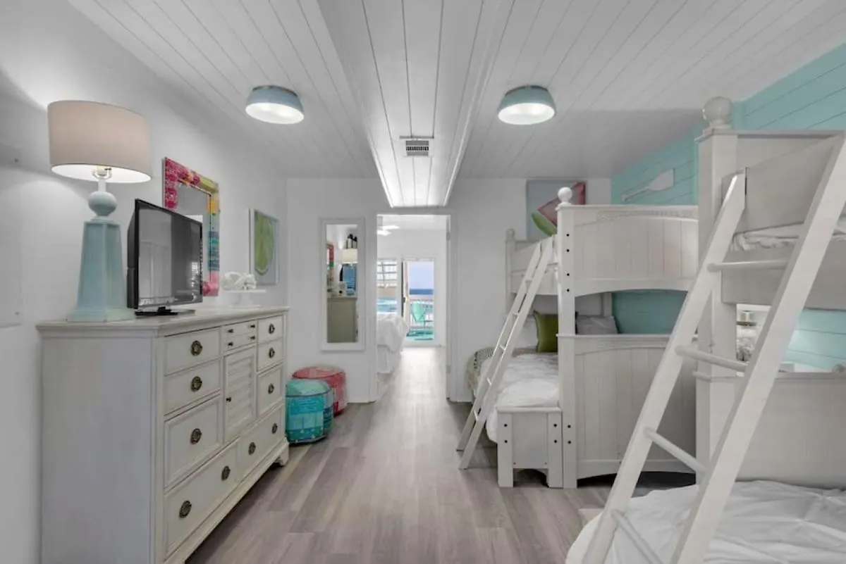 Seaquest 3 Stories Beach Front Villa Destin